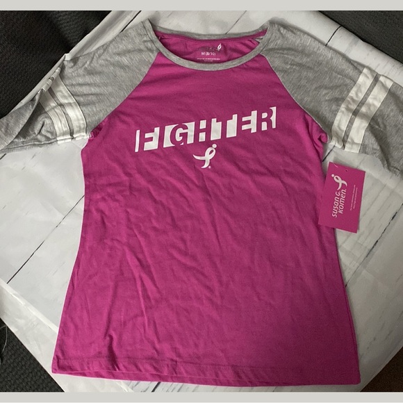 💗🆕 Susan G Komen “Fighter” Breast Cancer Awareness Tee - Picture 3 of 7
